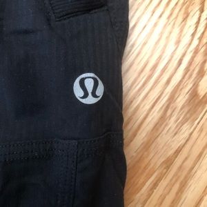 Black size 8 lined studio pants LULULEMON